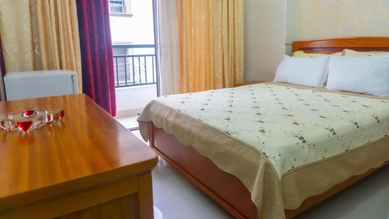 Tétouan Hotel Atenas מראה חיצוני תמונה