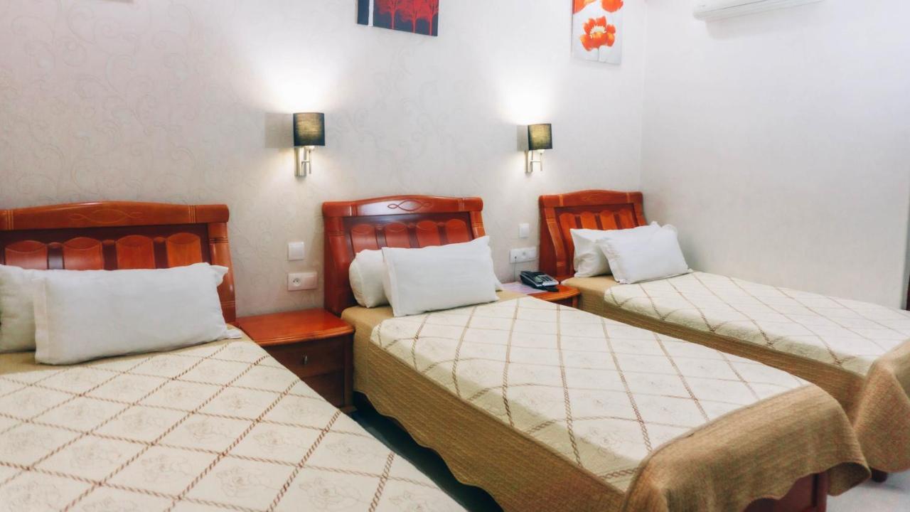Tétouan Hotel Atenas מראה חיצוני תמונה